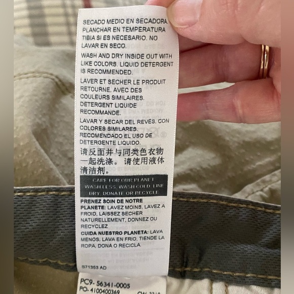 Signature by Levi Strauss & Co. Cargo Shorts, Mens Size 44, Tan, Pockets - Picture 7 of 7